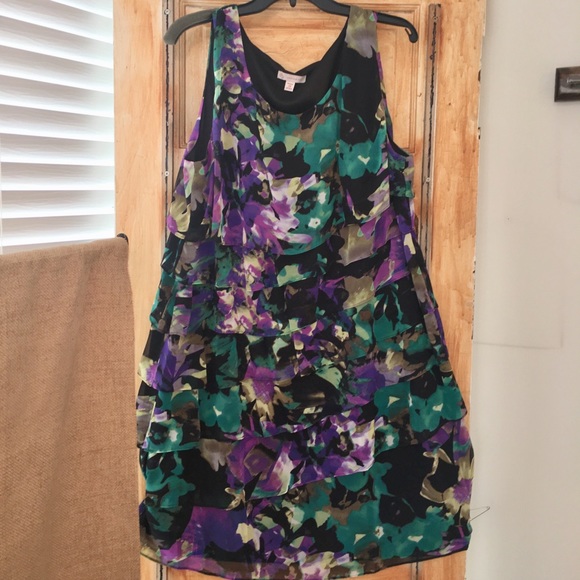Dress Barn Dresses & Skirts - NWOT🦋Flutter Dress 🦋